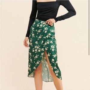 Urban outfitters Kelly Tulip Wrap Midi Skirt